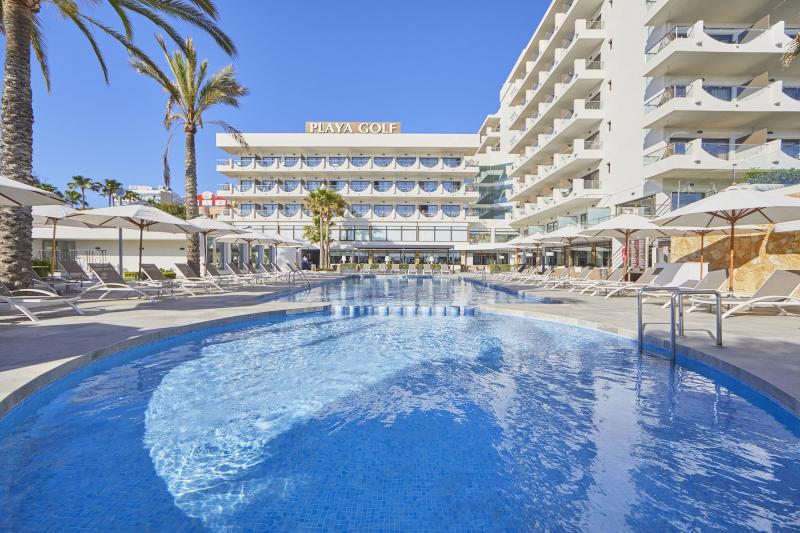 Hotel Playa Golf, modernes Hotel am Megapark